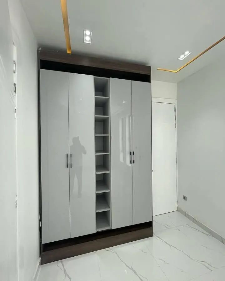 Timeless Trunk wardrobe