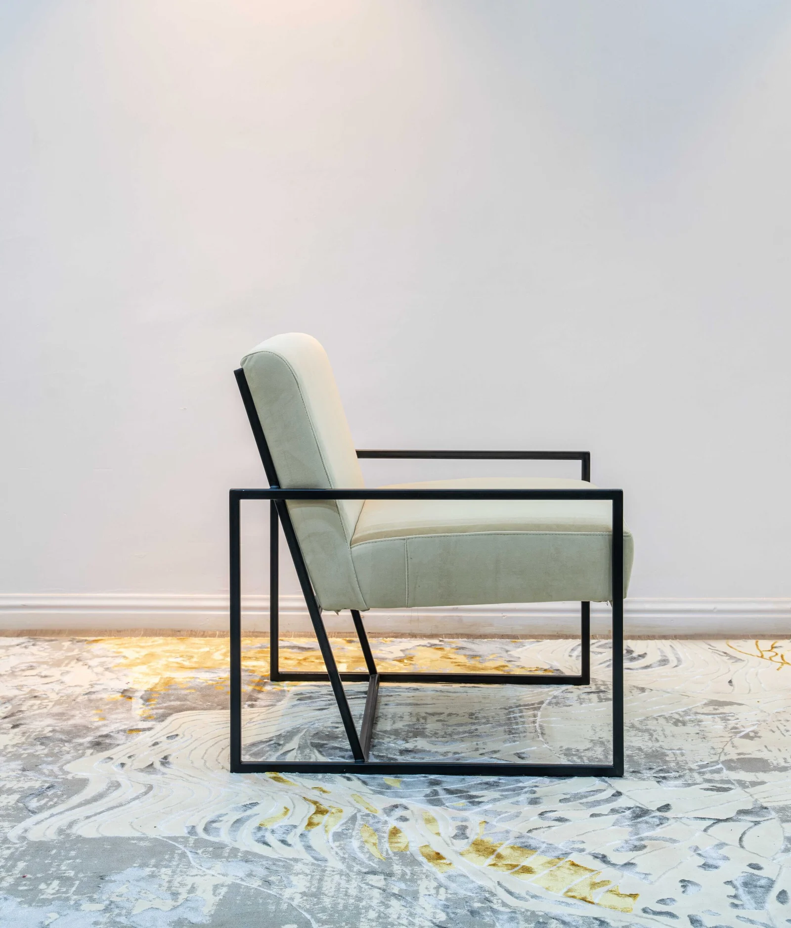Modern Minimalist Chair